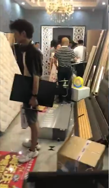 1564477445(1).png